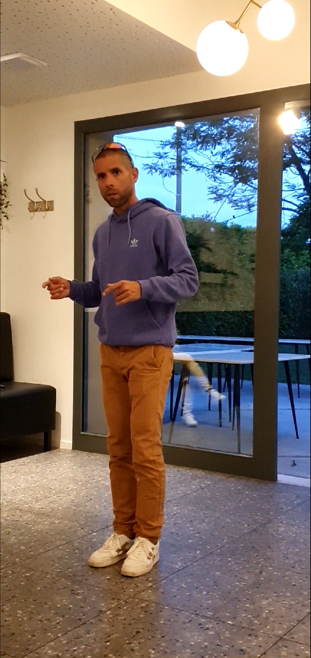 Paul Fontaine en plein conférence "Faire de la maladie une chance", d'où Nathalie Bagadey tire 5 leçons d'optimisme